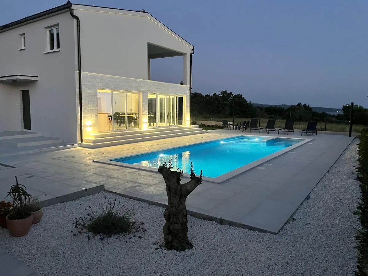 Bava Villa Kastela